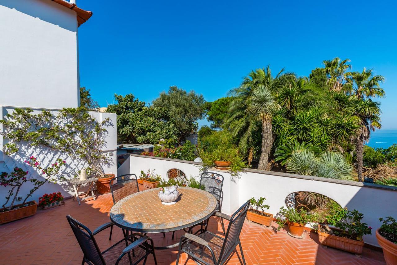 Capri Turquoise By Napoliapartments Exterior foto